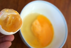 Trứng gà thối hỗ trợ chữa trị liệt dương
